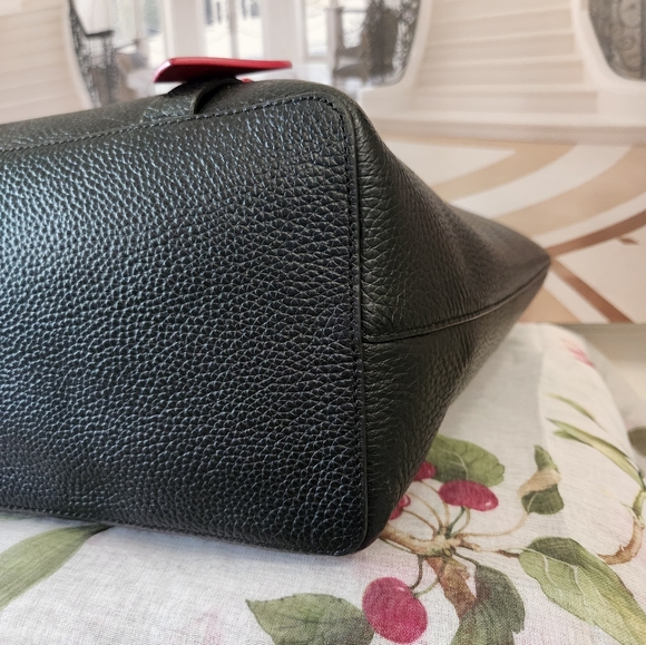 Authentic KATE SPADE Large Tote with HEART DETAIL - Picture 11 of 16